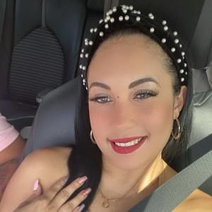 Meet your Posher, Celenny